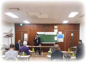 熱く語る滑川講師 熱く語る滑川講師